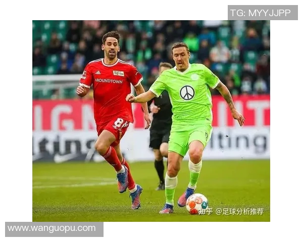 现役足球球星独占一城的传奇之路与球队深度融合分析